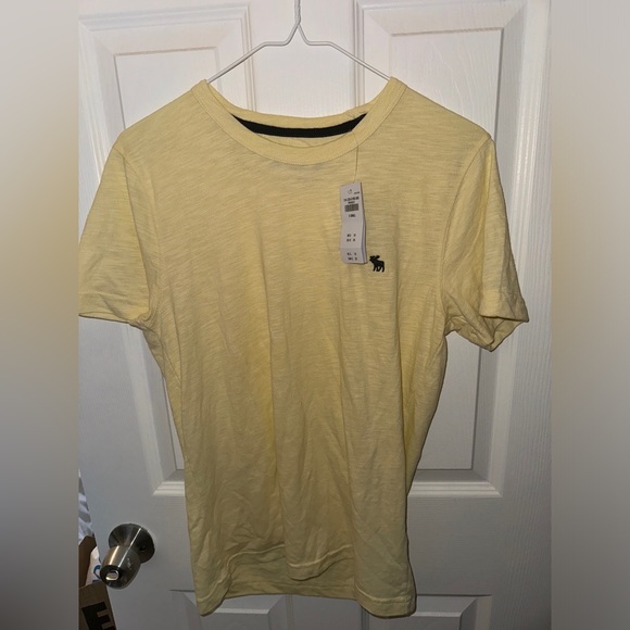 NEW YELLOW XS ABERCROMBIE SOFT TEE - Picture 1 of 4